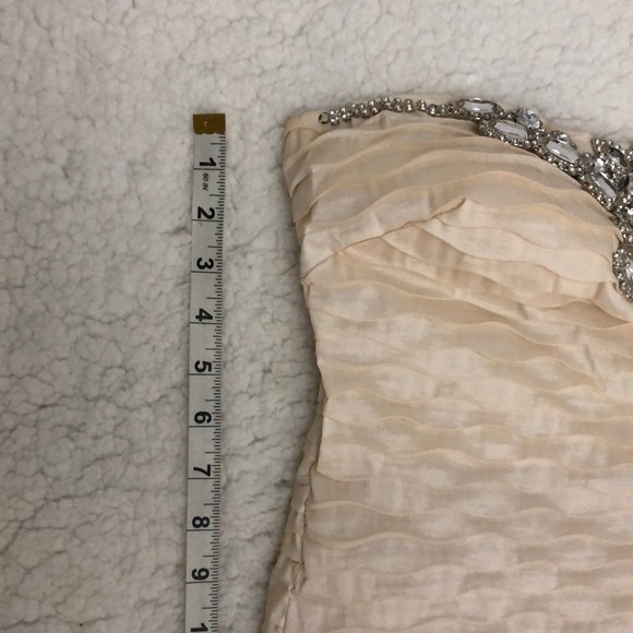 Strapless Sweetheart Dress - Picture 9 of 10